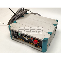 Řídicí jednotka pro vstřikový lis. Řídicí jednotka pro vstřikový lis.